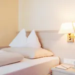 Roemerhof Superior Hotel 4*