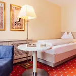 Roemerhof Superior Hotel 4*